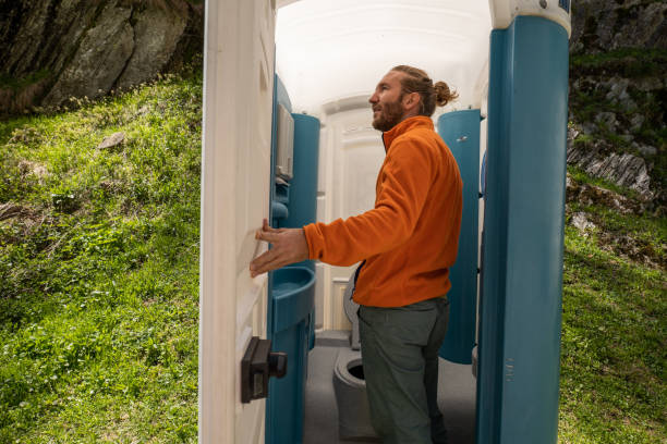 Best Luxury portable toilet rental  in Mont Clare, PA